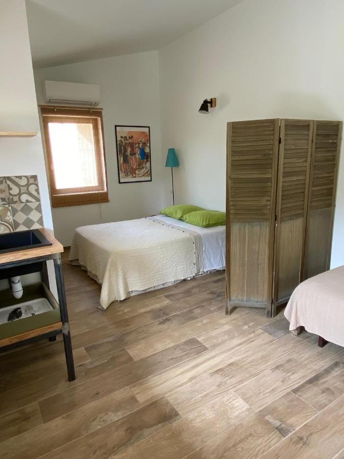 Les Cheneslierres Bed & Breakfast Lourmarin Ngoại thất bức ảnh